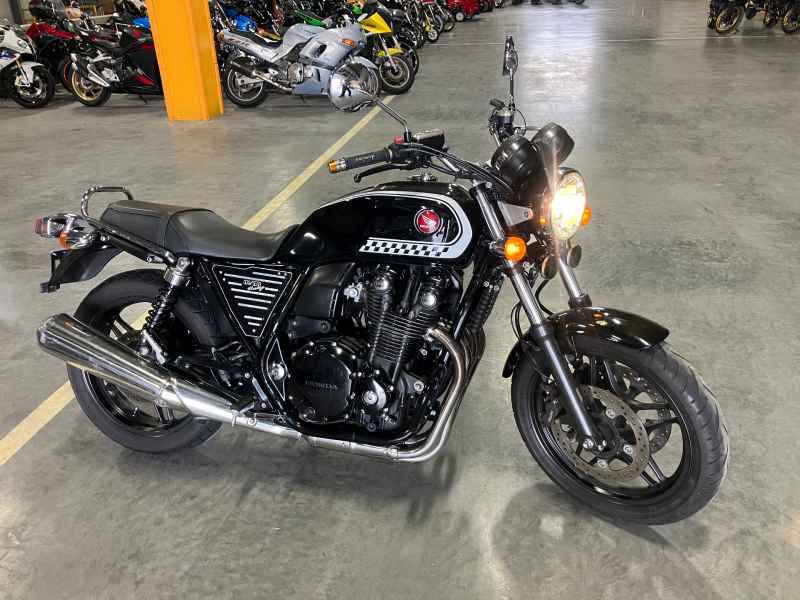 Honda CB1100SE 2016
