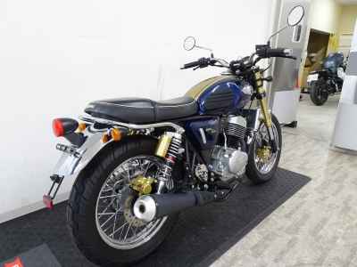 Kawasaki GPX Legend Twin 2022