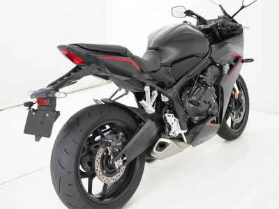 Honda CBR650R E-Clutch 2025