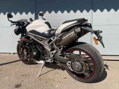 Triumph Speed Triple 1050 R 2018