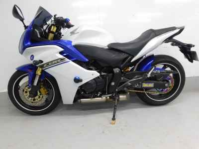 Honda CBR600F 2011