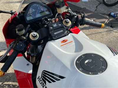 Honda CBR1000RR 2005