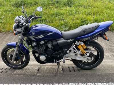 Yamaha XJR400 2007