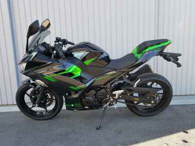 Kawasaki Ninja 400 2023