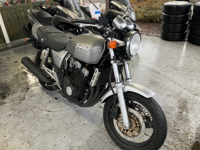 Suzuki GSX400 Impulse