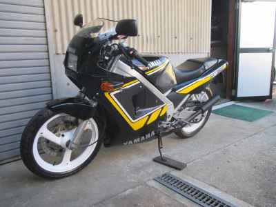Yamaha TZR250