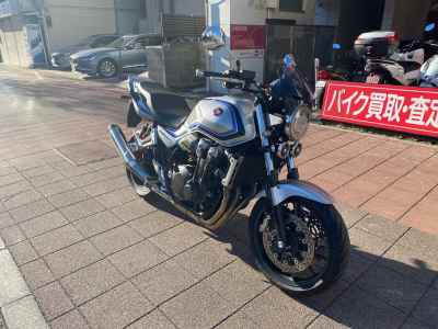 Honda CB1300SF 2024