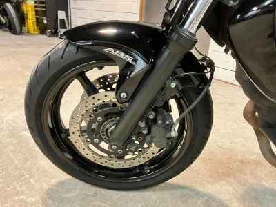 Suzuki Gladius SFV400 2010