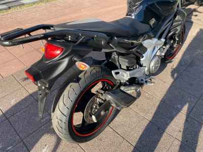Suzuki Gladius SFV400 2011