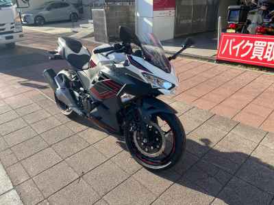 Kawasaki Ninja 400 2024