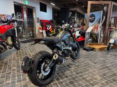 Ducati Scrambler Icon 2025