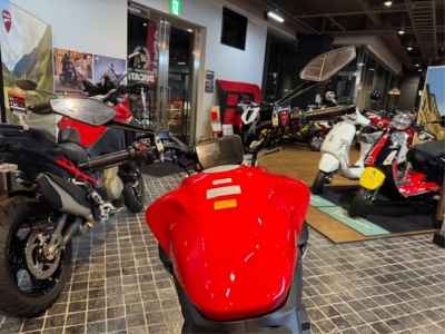 Ducati Diavel V4 2025