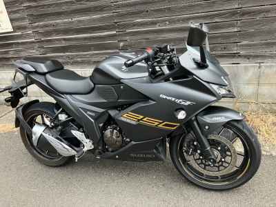 Suzuki Gixxer 250SF