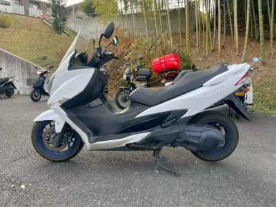 Suzuki Burgman 400 2020