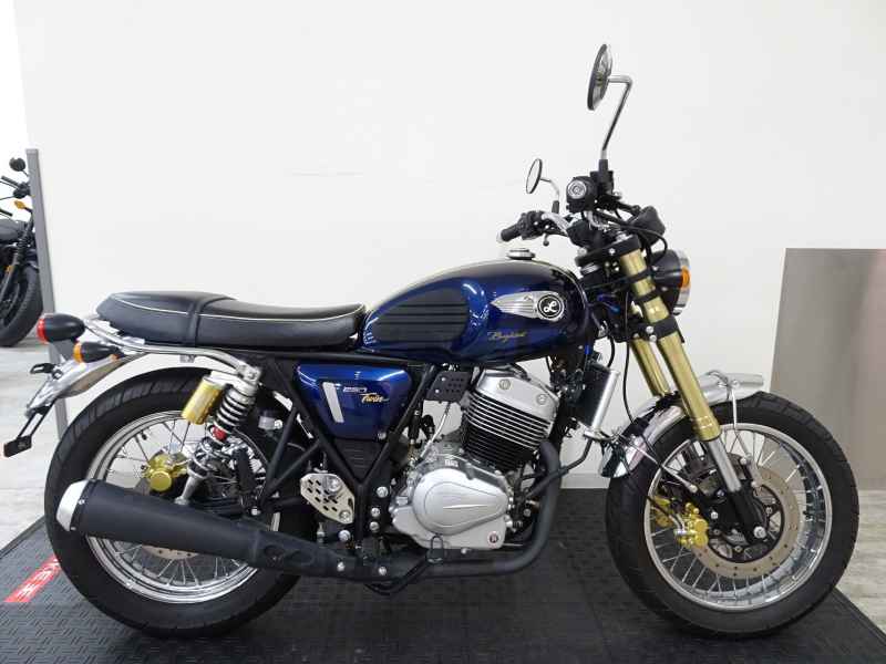 Kawasaki GPX Legend Twin 2022