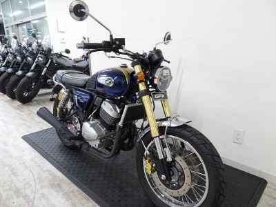 Kawasaki GPX Legend Twin 2022