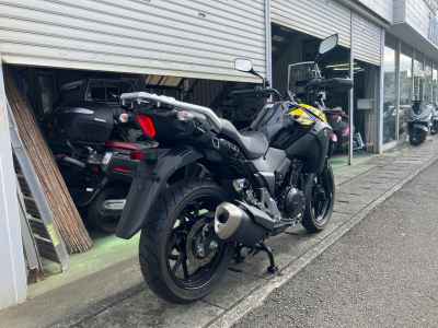 Suzuki GSR250
