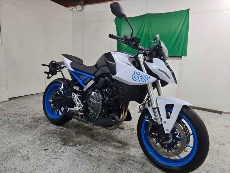 Suzuki GSX-8R 2024