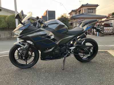 Kawasaki Ninja 400 2025