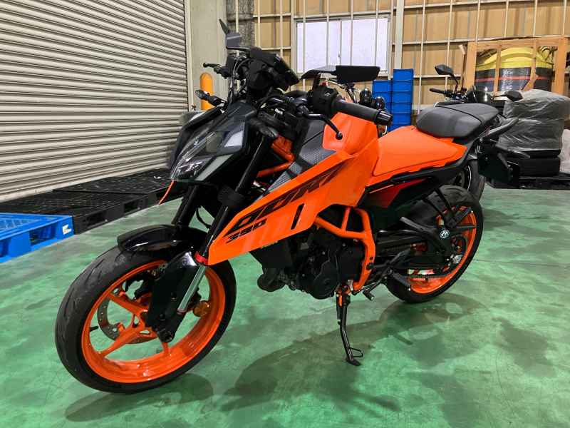 KTM 390 Duke 2024