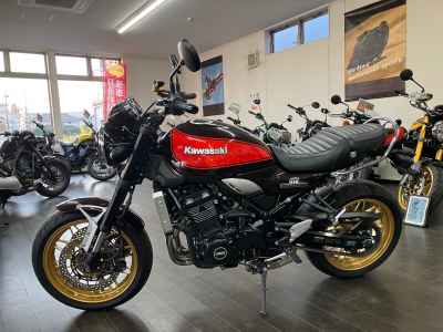 Kawasaki Z900RS 2022