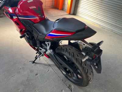 Honda CBR400R 2025