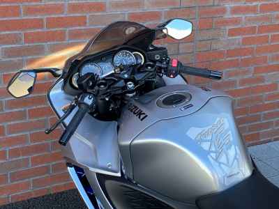 Suzuki Hayabusa 2025