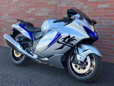 Suzuki Hayabusa 2025