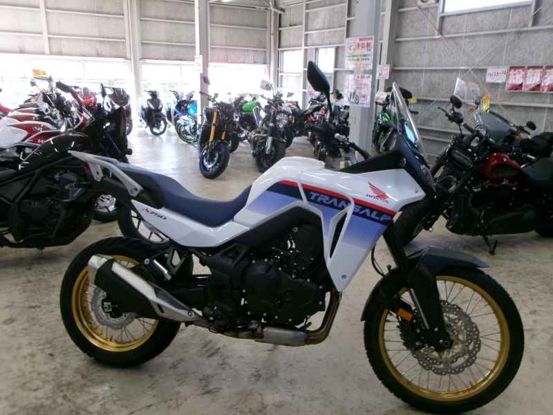 Honda Transalp 750 2025