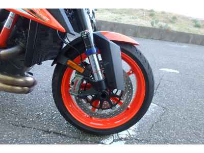 KTM 1290 Super Duke R 2023