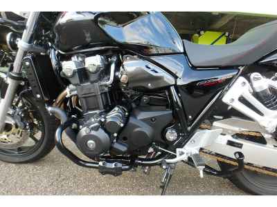 Honda CB1300SF 2025