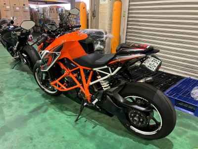KTM 1290 Super Duke R 2016
