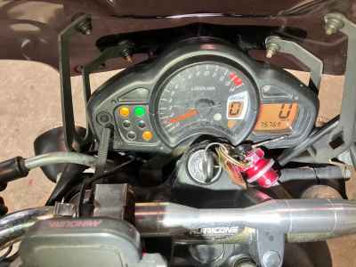 Suzuki Gladius SFV400 2010