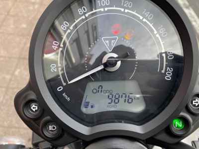 Triumph Street Twin 2021