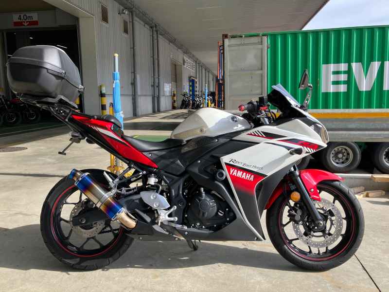 Yamaha YZF-R3 2016