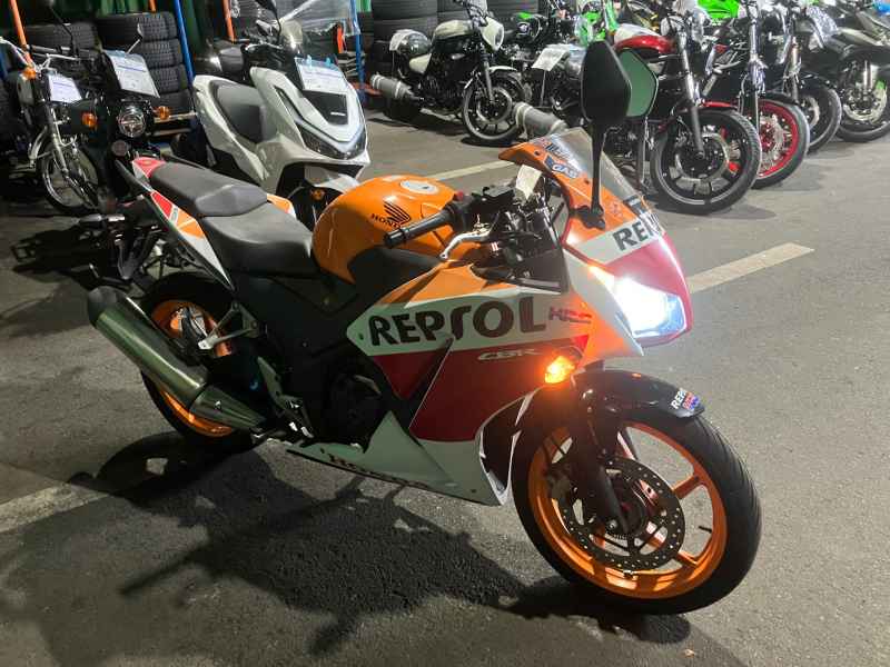 Honda CBR250R 2015