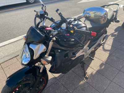 Suzuki Gladius SFV400 2011