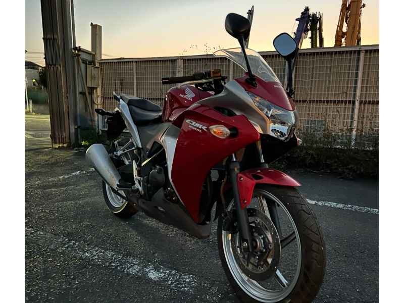 Honda CBR250R 2011