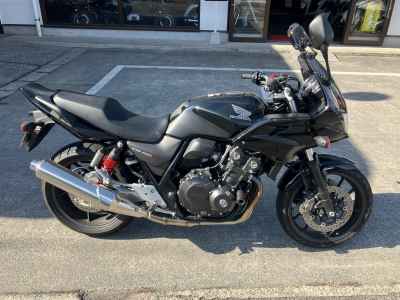 Honda CB400 Super Boldor 2022