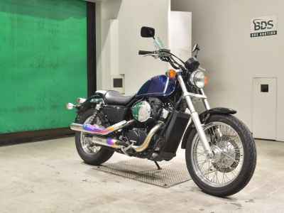 Honda VT400S 2012