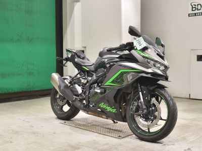 Kawasaki Ninja ZX-25R