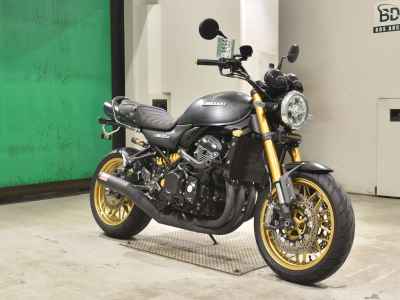 Kawasaki Z900RS SE 2024