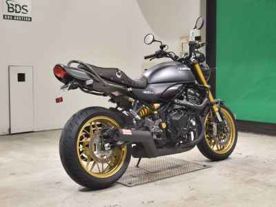 Kawasaki Z900RS SE 2024