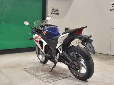 Honda CBR250R 2011