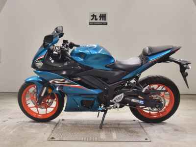 Yamaha YZF-R25 2021