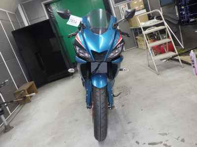 Yamaha YZF-R25 2021