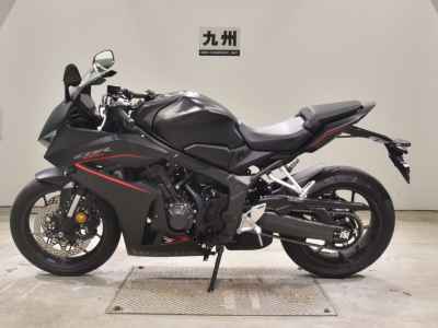 Honda CBR650R 2025