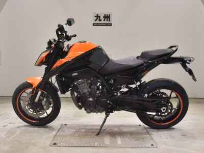 KTM 890 Duke 2023