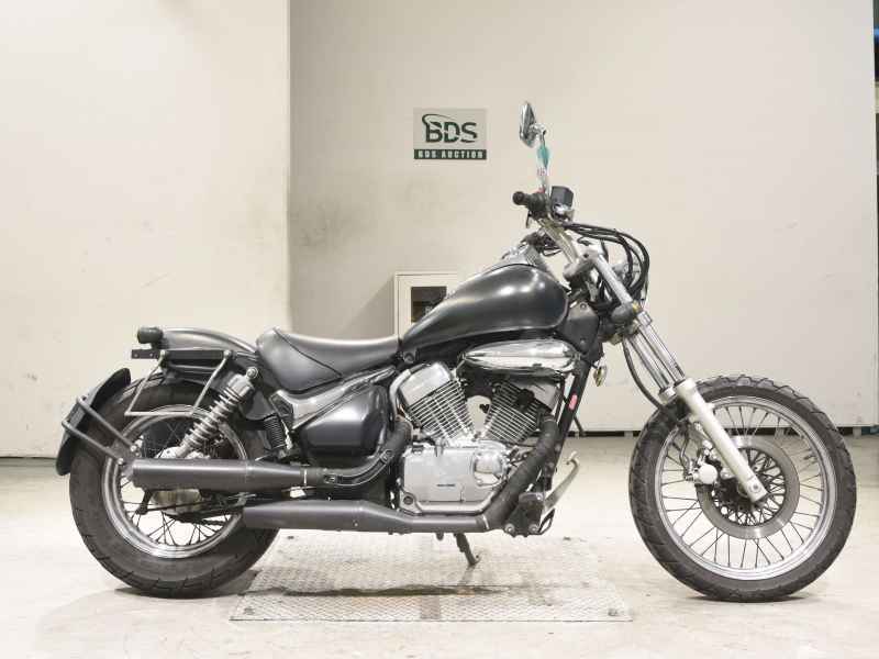 Suzuki Intruder 250LC