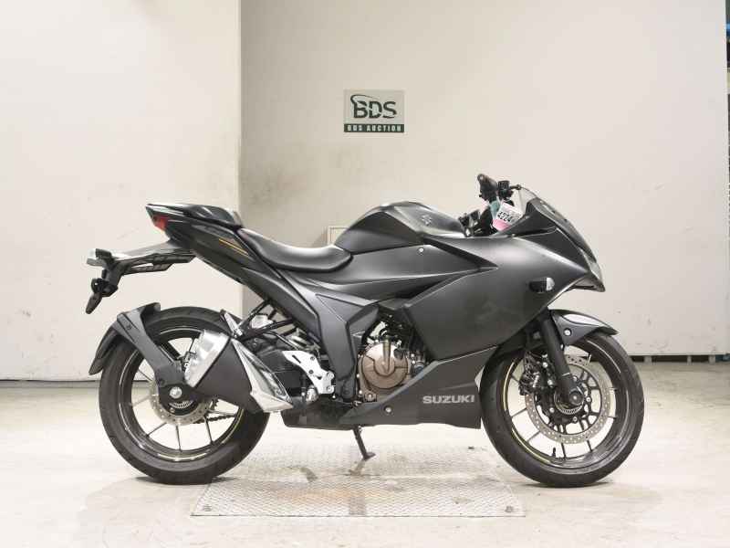 Suzuki Gixxer 250SF